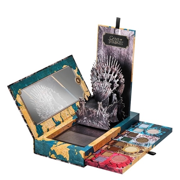 Urban Decay Game of Thrones Eyeshadow Palette - Picture 5 of 6